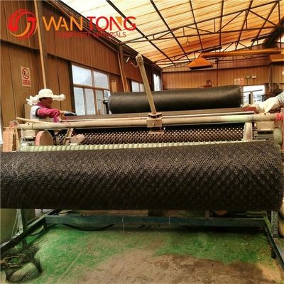 14 mm Dicke Erosionskontrolle Mat für Straßenbau in Vietnam und bereit zum Versand