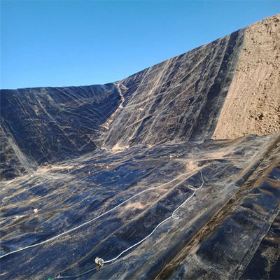 Fischfarm-Teichliner HDPE Geomembran Rollgröße für eine wirksame Leckaprävention