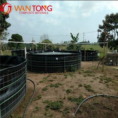 Lebensdauer 3-15 Jahre Schwarzer Stahlrahmen PVC HDPE-Tank für Innenfischfarmen Quadratform