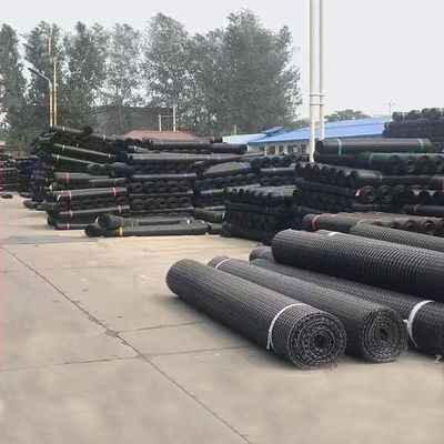 Schwarze Polypropylen-PP-Biaxial-Plastik-Geogrid-Gitterrolle für den Bodenstabilisierungsbergbau