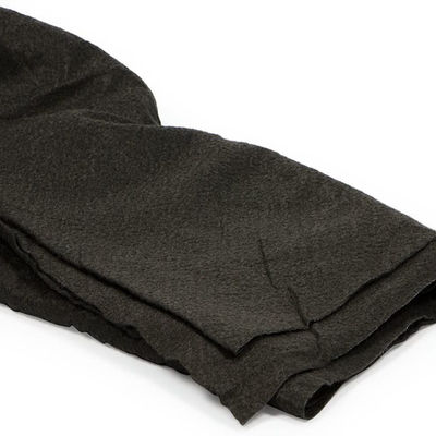 Zeitgenössisches Design Schwarzes Polyester Stapelfasernadel Stanz Geotextil 400gm