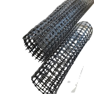 Schwarze PP-Biaxial-Geogrid 4040 für Straßenverstärkung Mesh Größe 12,7*12,7mm Direkt
