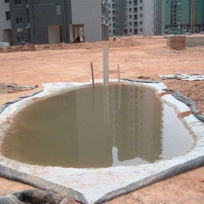 Wasserdichte Bentonit-Deckenmatte Geosynthetische Tonfolie GCL Ihre Wasserdichte Folie