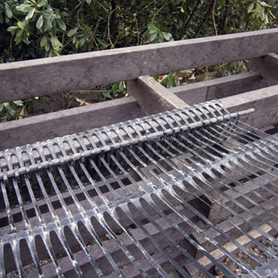 CE-Zertifiziert 120kn 160kn PE/PP Einsachs-Geogrid Kunststoff-Geogrid für den Straßenbau