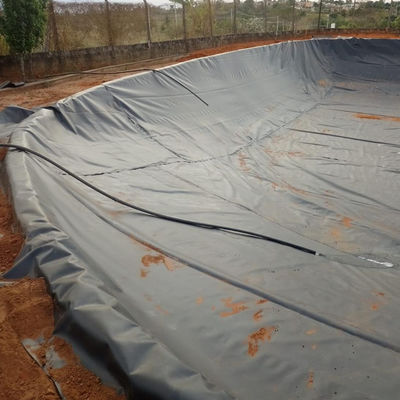 0.5mm Geosynthetics Geomembran Liner für den Schutz von Dämmen im modernen Designstil