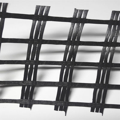 12.7*12.7mm 25.4*25.4mm Maschengröße Bitumenbeschichtete Glasfaser Geogrid für Asphaltstraße
