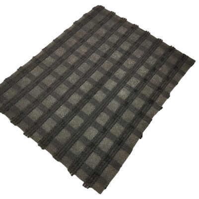 Straßenverstärkung 100-100kn Glasfaser Geogrid aus 50g Nichtgewebe