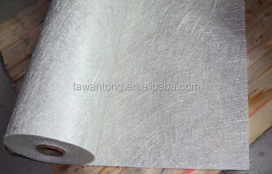 E-Glas Jushi Fiberglass gehackte Strand Mat 300gms 450gm mit mittlerer Weichheit Weiß