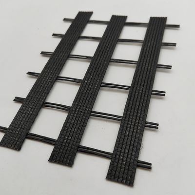 ISO-Standard Geokomposite-Glasfaser-Geogrid für Asphalt-Schichtverstärkung 50/50kn
