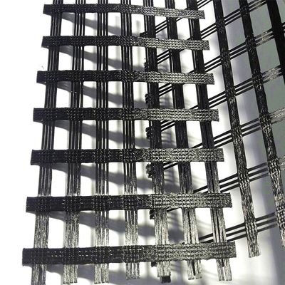 Straßenbau Geogrid 50 kn Zugfestigkeit 80-80 PET zur Verfestigung des Straßenbodens