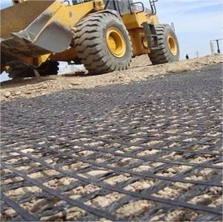 Polyester-Biaxial-Geogrid mit CE/ISO9001-Zertifizierung Mesh Größe 25mm*25mm's Leading